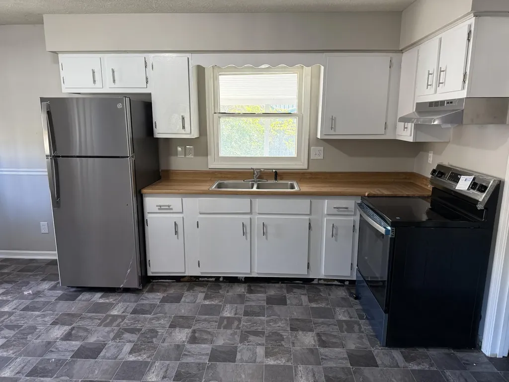 100 Brushwood Court Berea KY 40403