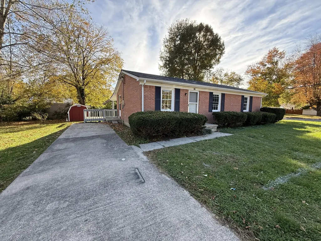 100 Brushwood Court Berea KY 40403