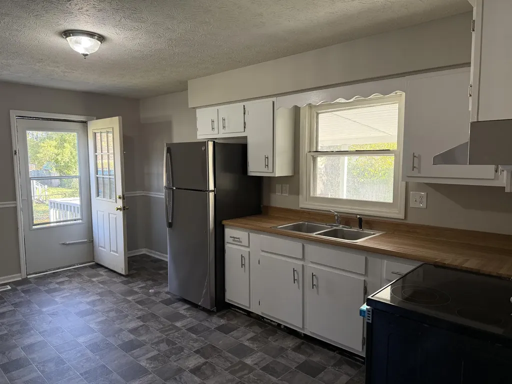 100 Brushwood Court Berea KY 40403