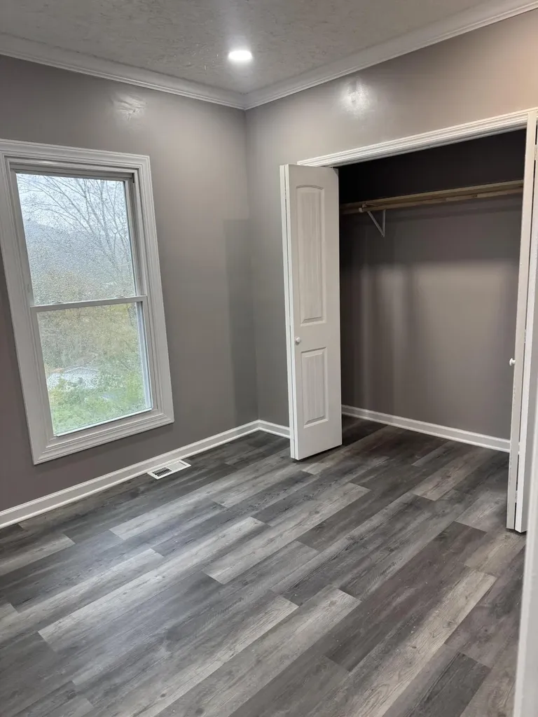 2003 Kentucky Avenue Jackson KY 41339