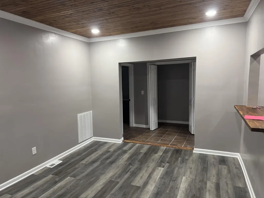 2003 Kentucky Avenue Jackson KY 41339