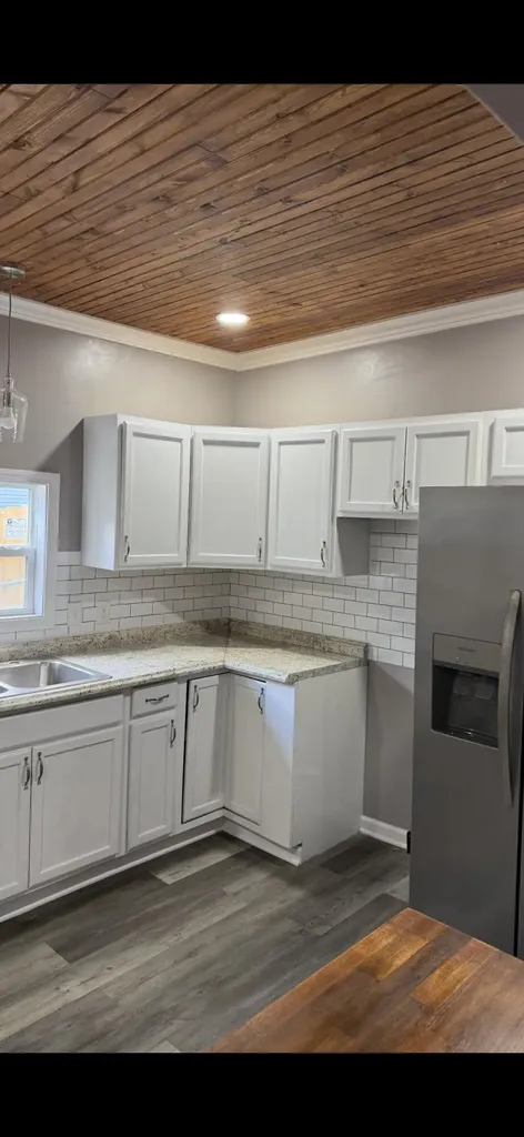 2003 Kentucky Avenue Jackson KY 41339