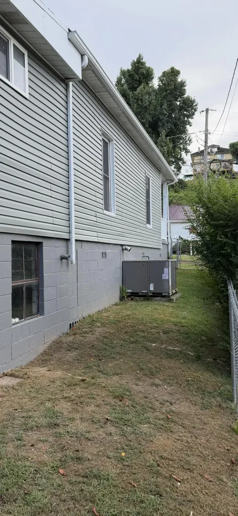 2003 Kentucky Avenue Jackson KY 41339