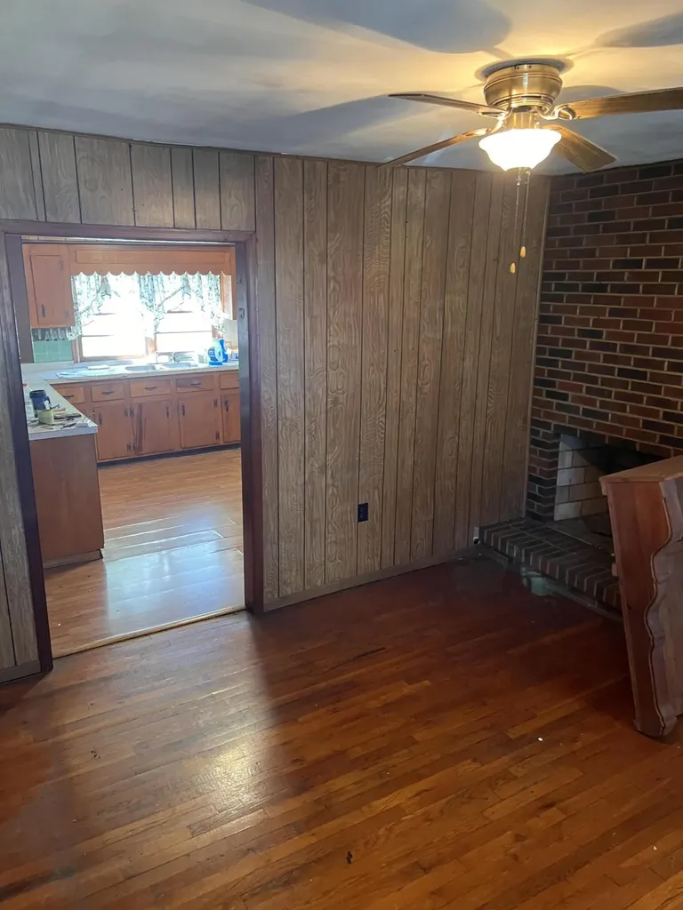10 Beech Fork Road Clay City KY 40312
