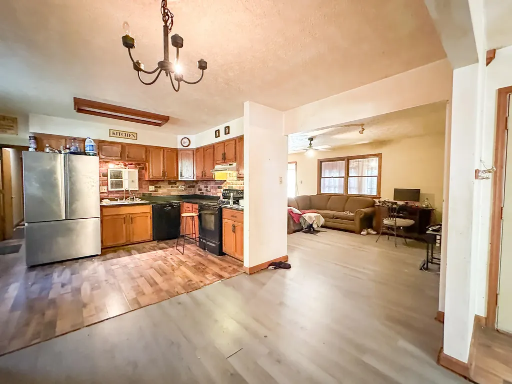 300 Baker Barr Subdivision Road Beattyville KY 41311