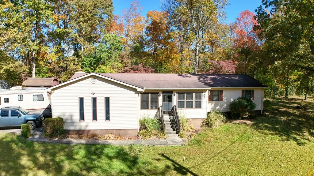 300 Baker Barr Subdivision Road Beattyville KY 41311