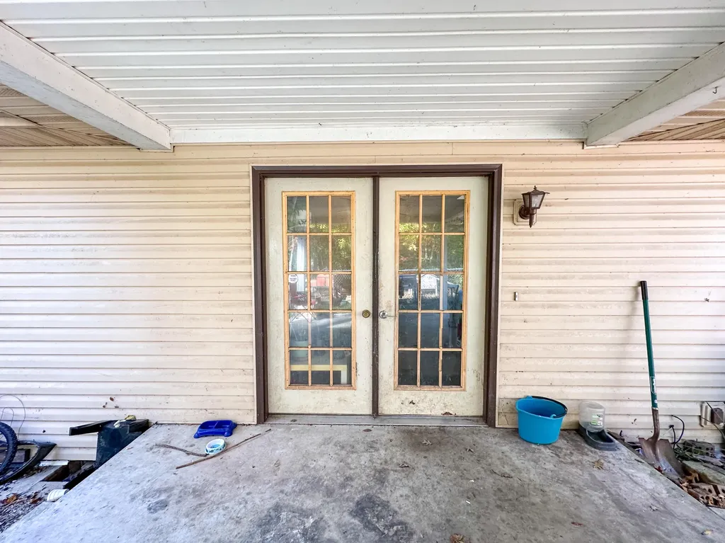 300 Baker Barr Subdivision Road Beattyville KY 41311