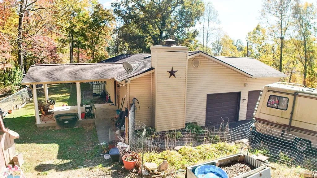 300 Baker Barr Subdivision Road Beattyville KY 41311