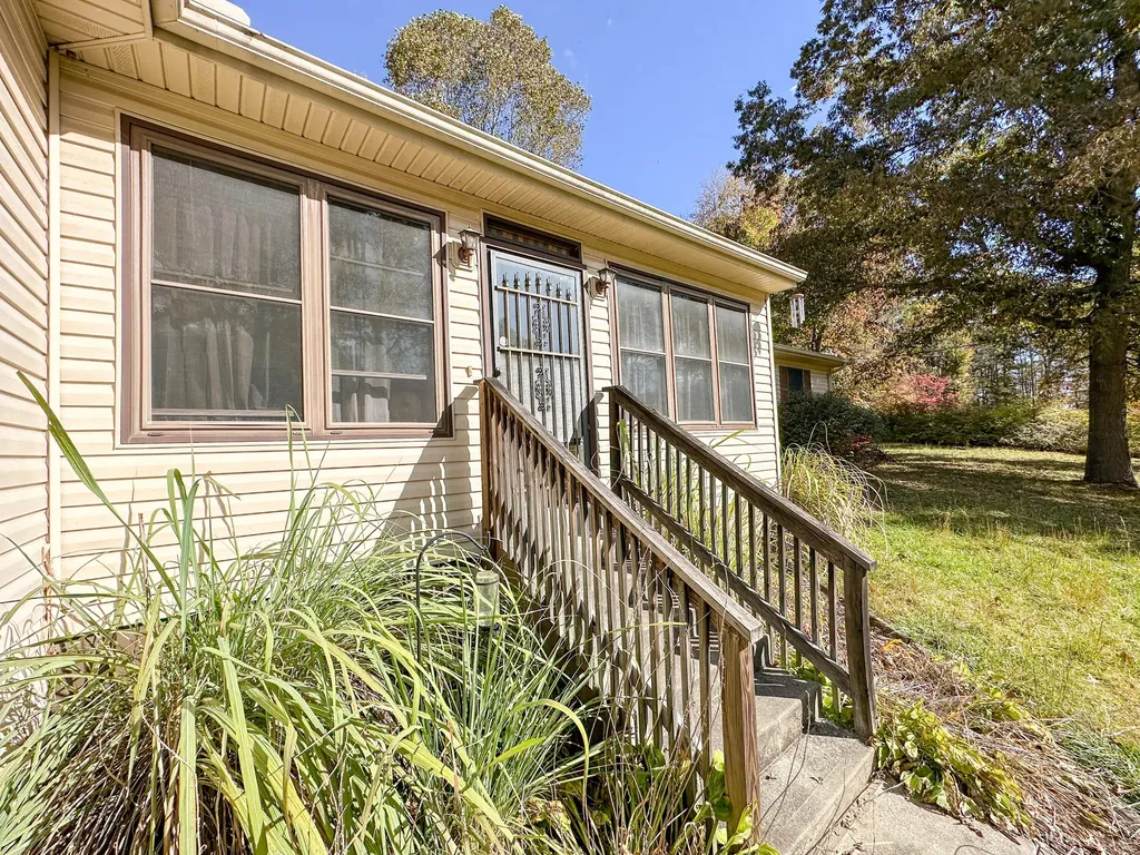 300 Baker Barr Subdivision Road Beattyville KY 41311