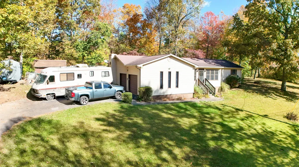 300 Baker Barr Subdivision Road Beattyville KY 41311