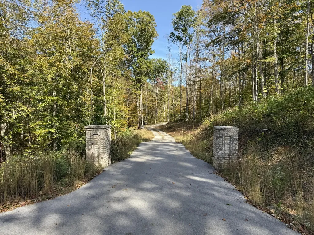 410 Falls Creek Way Somerset KY 42503