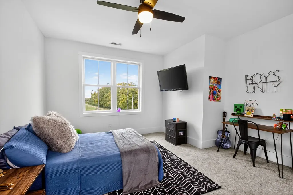 5039 Combs Ferry Road Winchester KY 40391