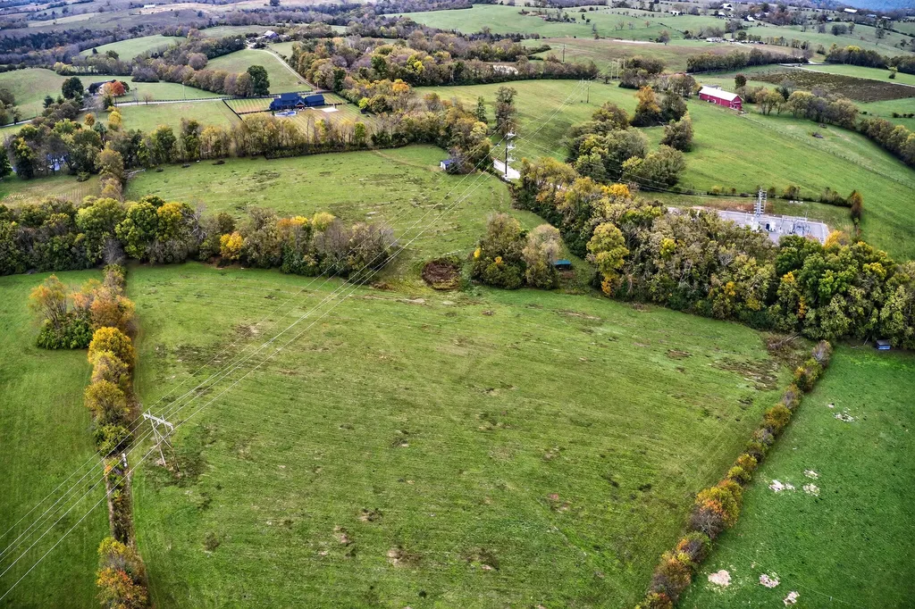 5039 Combs Ferry Road Winchester KY 40391