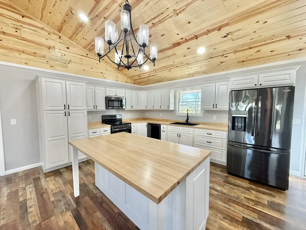 796 Hidden Acres Mount Olivet KY 41064