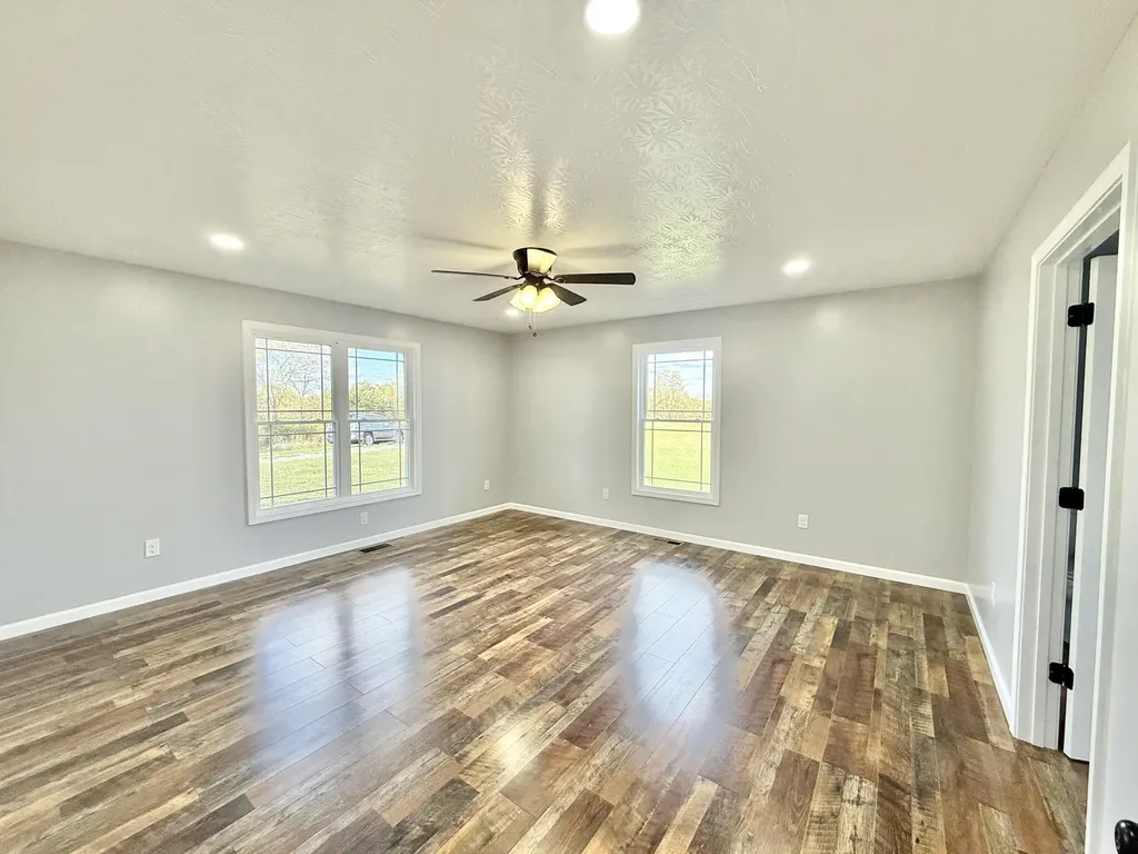 796 Hidden Acres Mount Olivet KY 41064