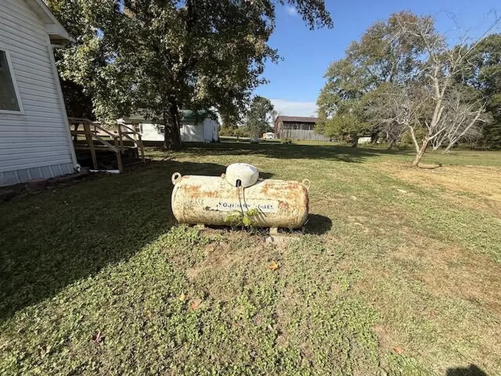 2114 S 211 Highway Salt Lick KY 40371