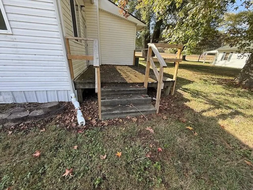 2114 S 211 Highway Salt Lick KY 40371