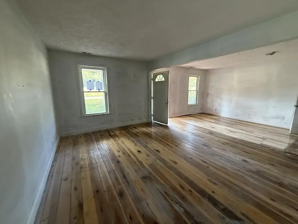 2114 S 211 Highway Salt Lick KY 40371