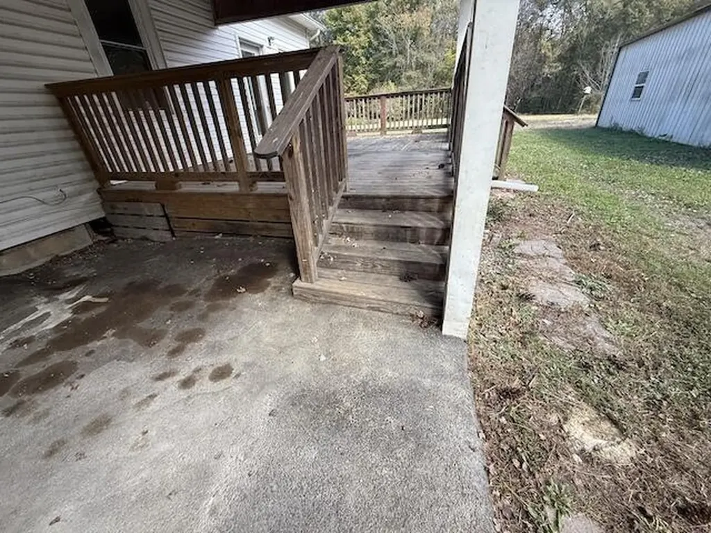 2114 S 211 Highway Salt Lick KY 40371
