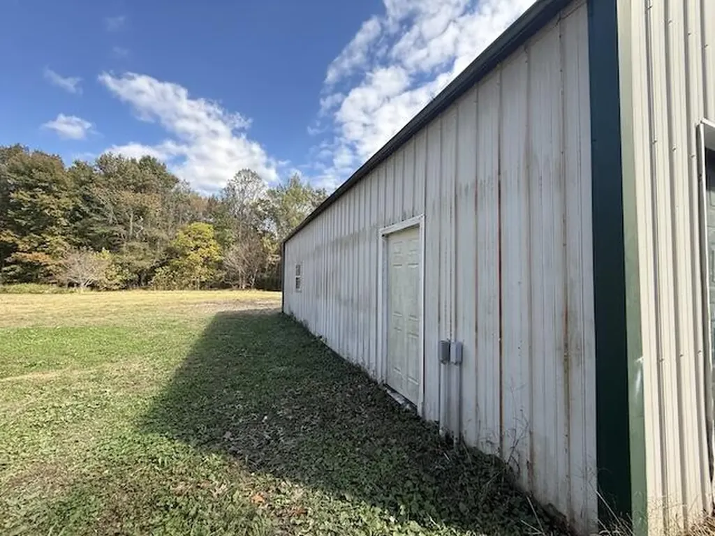 2114 S 211 Highway Salt Lick KY 40371