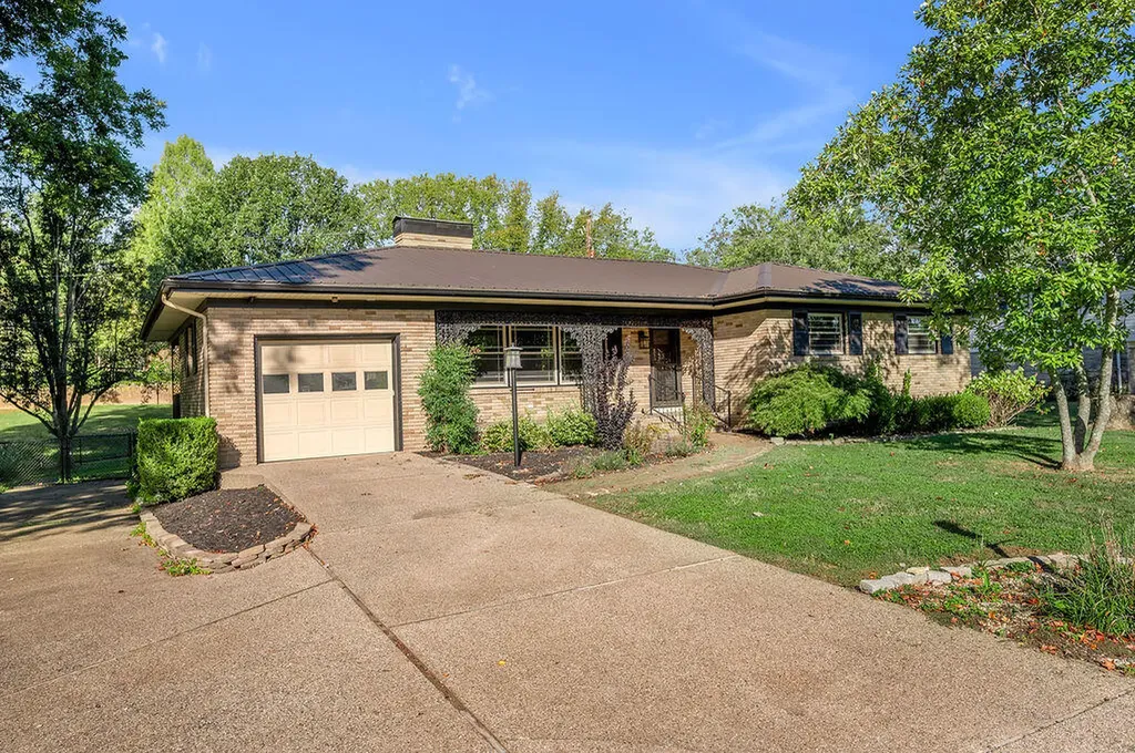 110 Hampton Avenue Exd Winchester KY 40391