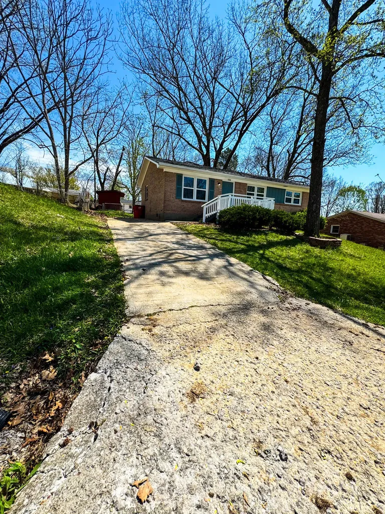 106 Coolbrook Drive Frankfort KY 40601