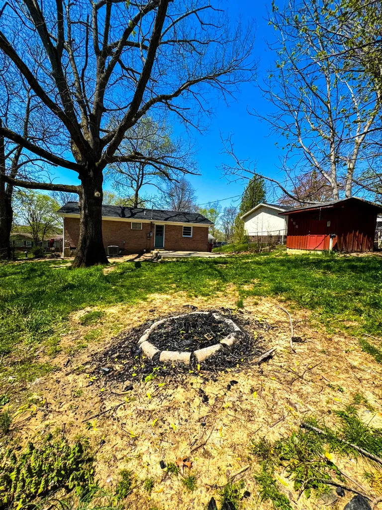 106 Coolbrook Drive Frankfort KY 40601