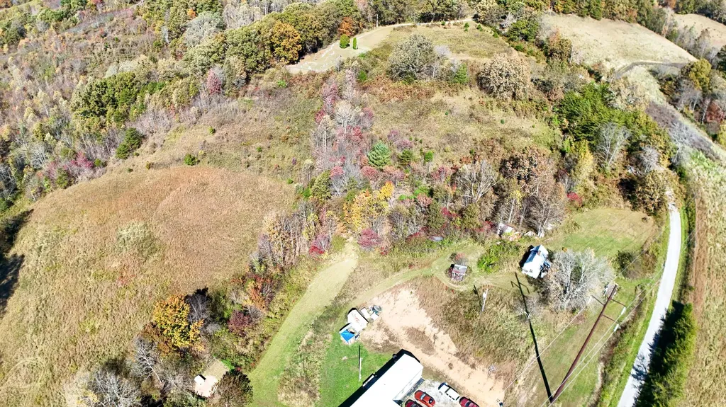 182 Robert Morris Road London KY 40741