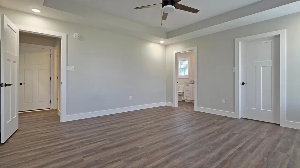 20 J's Lane London KY 40741