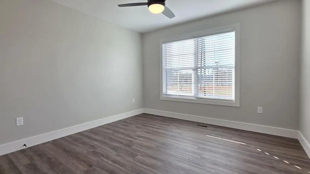 20 J's Lane London KY 40741