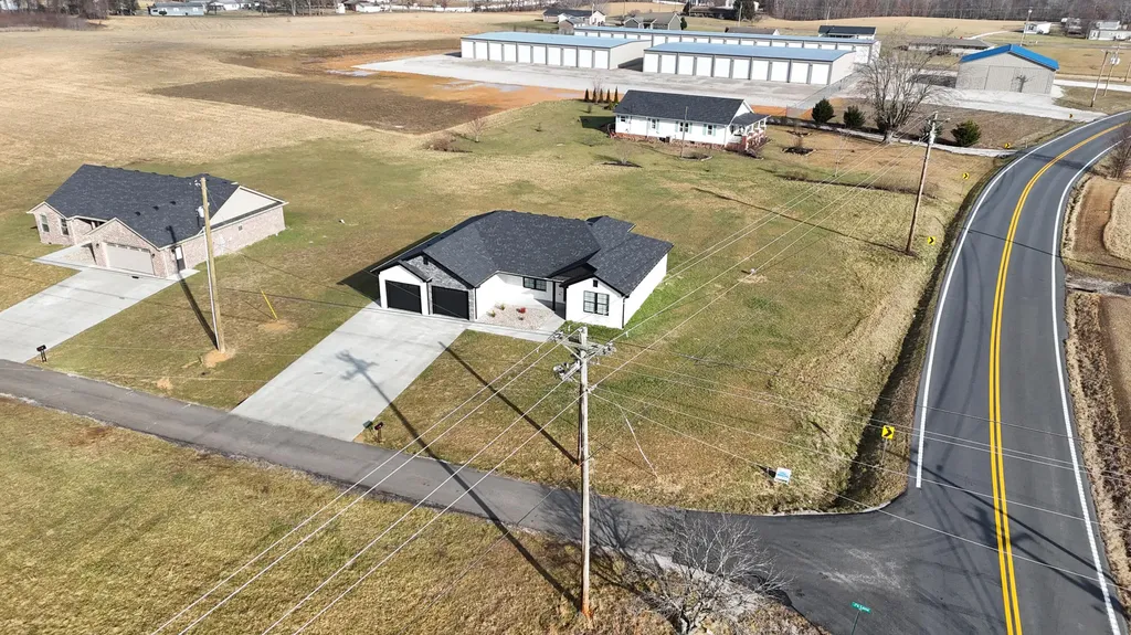 20 J's Lane London KY 40741