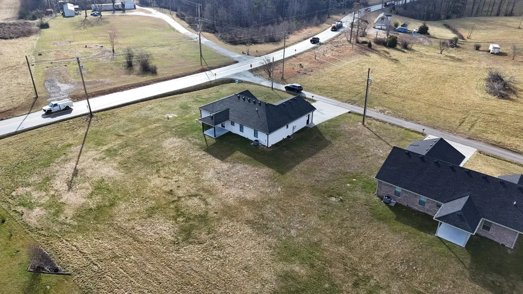 20 J's Lane London KY 40741