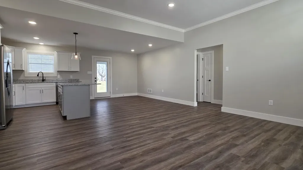 20 J's Lane London KY 40741