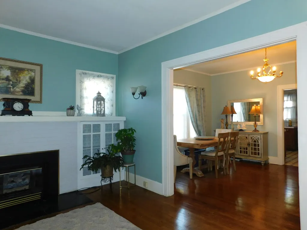 208 N Main Street Harlan KY 40831