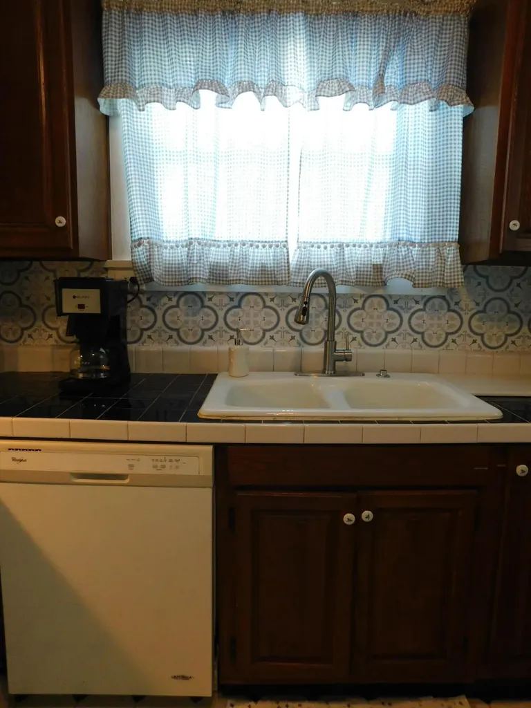 208 N Main Street Harlan KY 40831