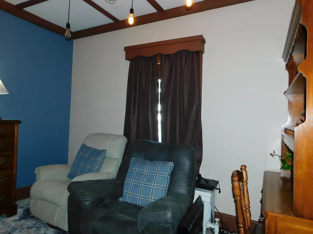 208 N Main Street Harlan KY 40831