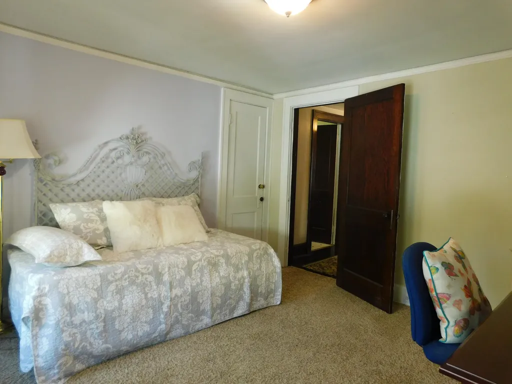 208 N Main Street Harlan KY 40831