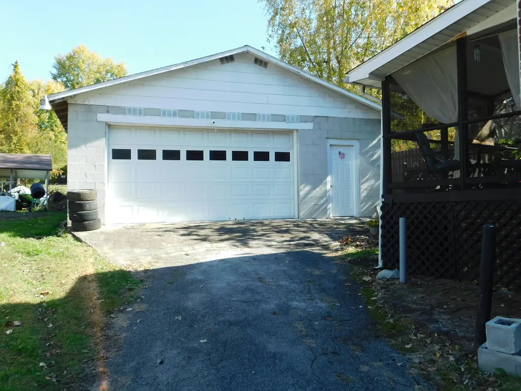 208 N Main Street Harlan KY 40831