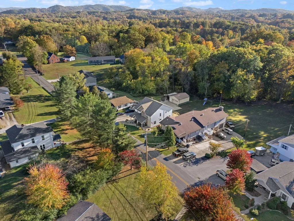 1605 Gordon Hill Pike Corbin KY 40701