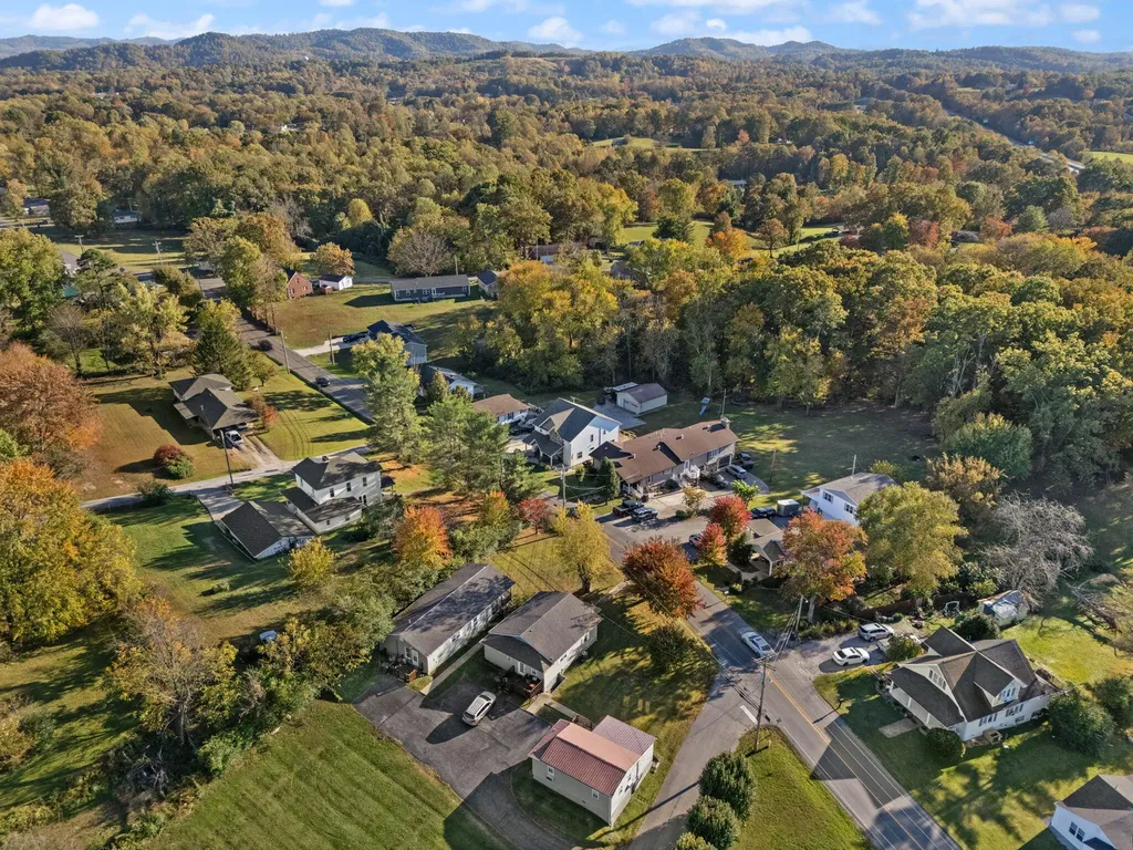 1605 Gordon Hill Pike Corbin KY 40701