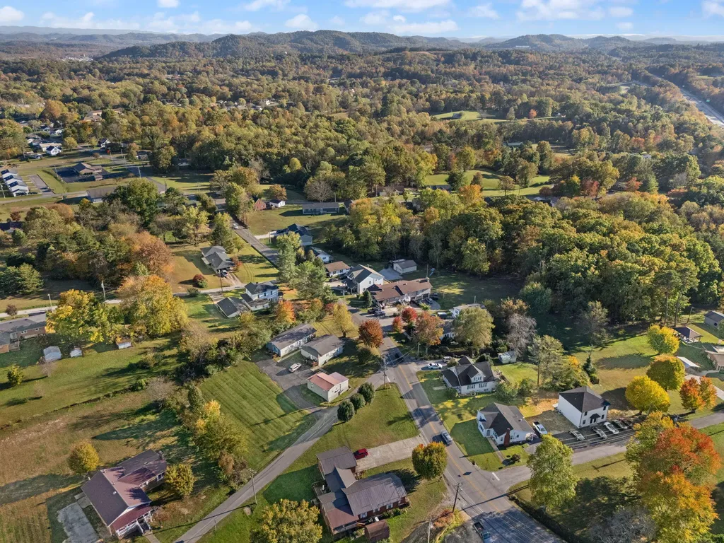 1605 Gordon Hill Pike Corbin KY 40701