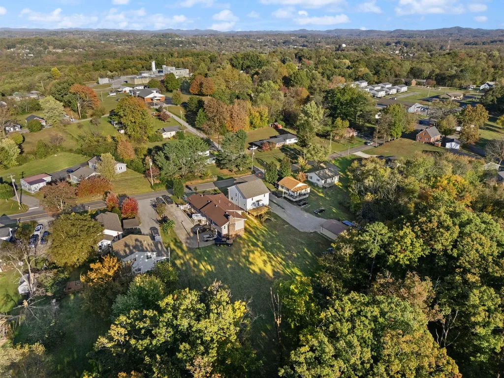 1605 Gordon Hill Pike Corbin KY 40701