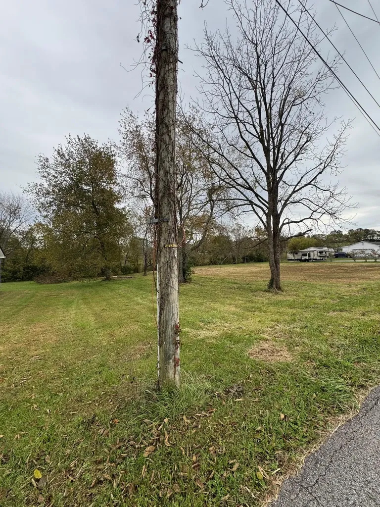 53 Bondville Road Salvisa KY 40372