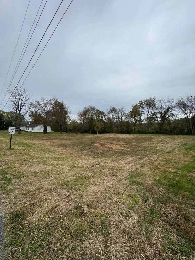53 Bondville Road Salvisa KY 40372