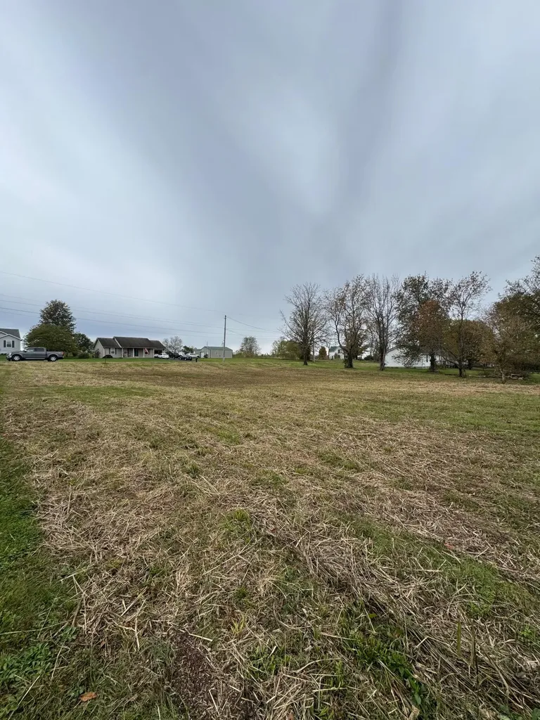 53 Bondville Road Salvisa KY 40372