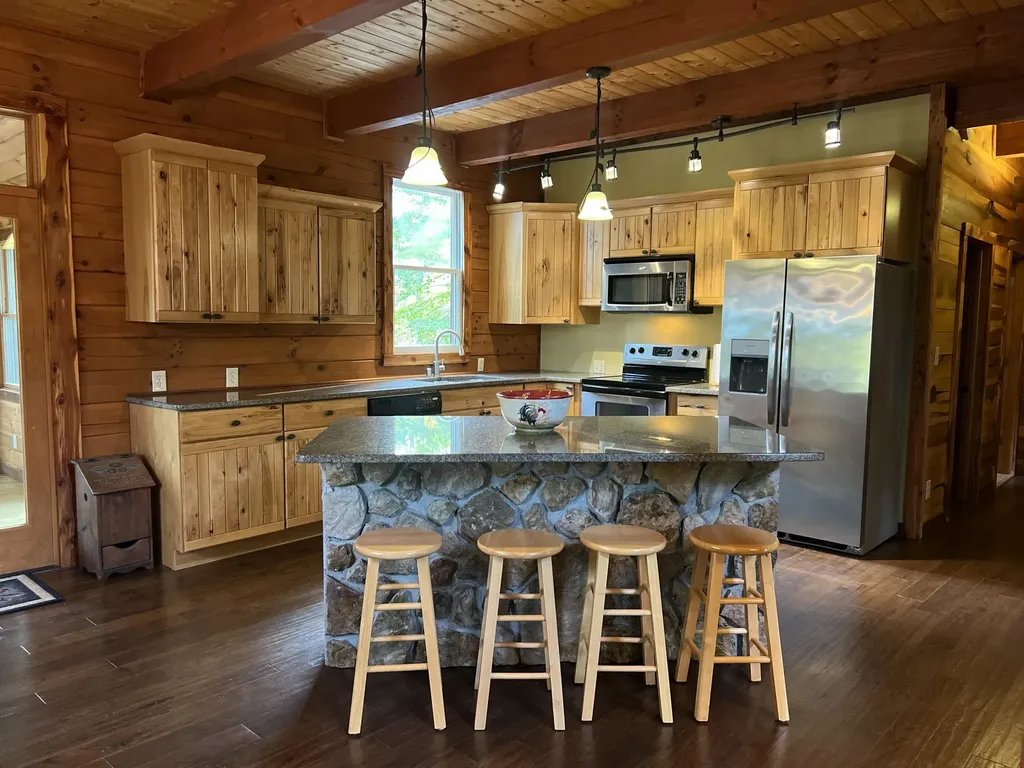 935 Clifty Creek Road Jamestown KY 42629