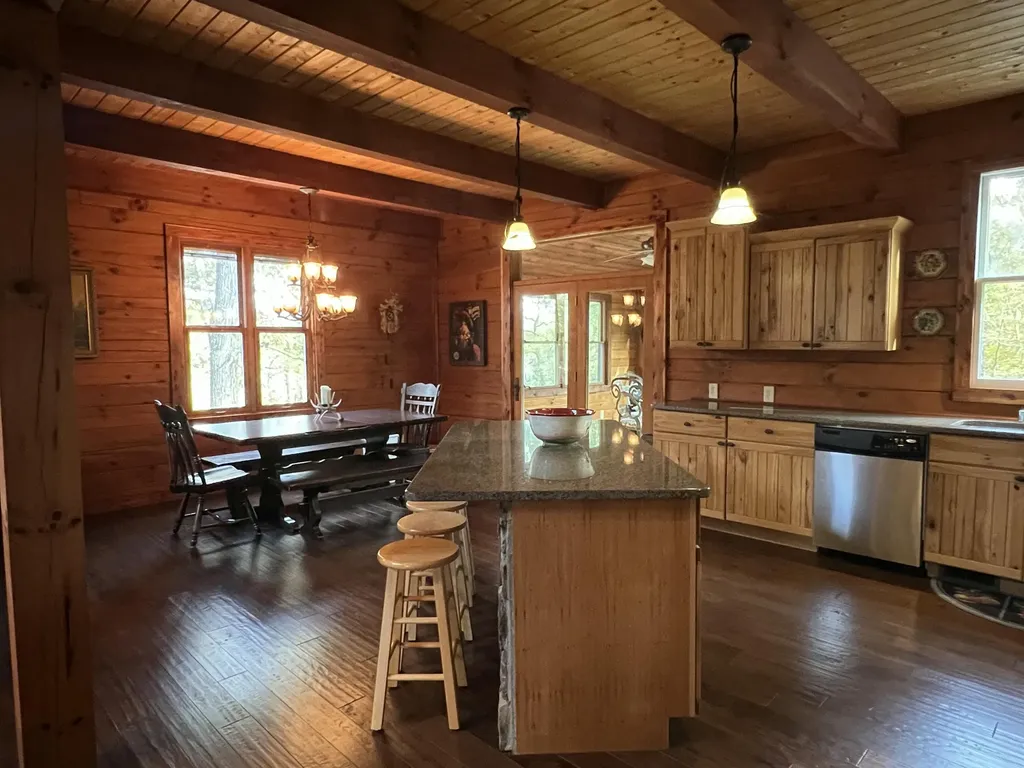 935 Clifty Creek Road Jamestown KY 42629