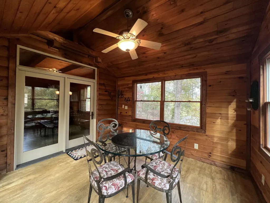 935 Clifty Creek Road Jamestown KY 42629