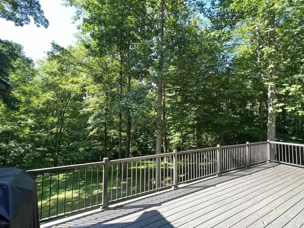935 Clifty Creek Road Jamestown KY 42629