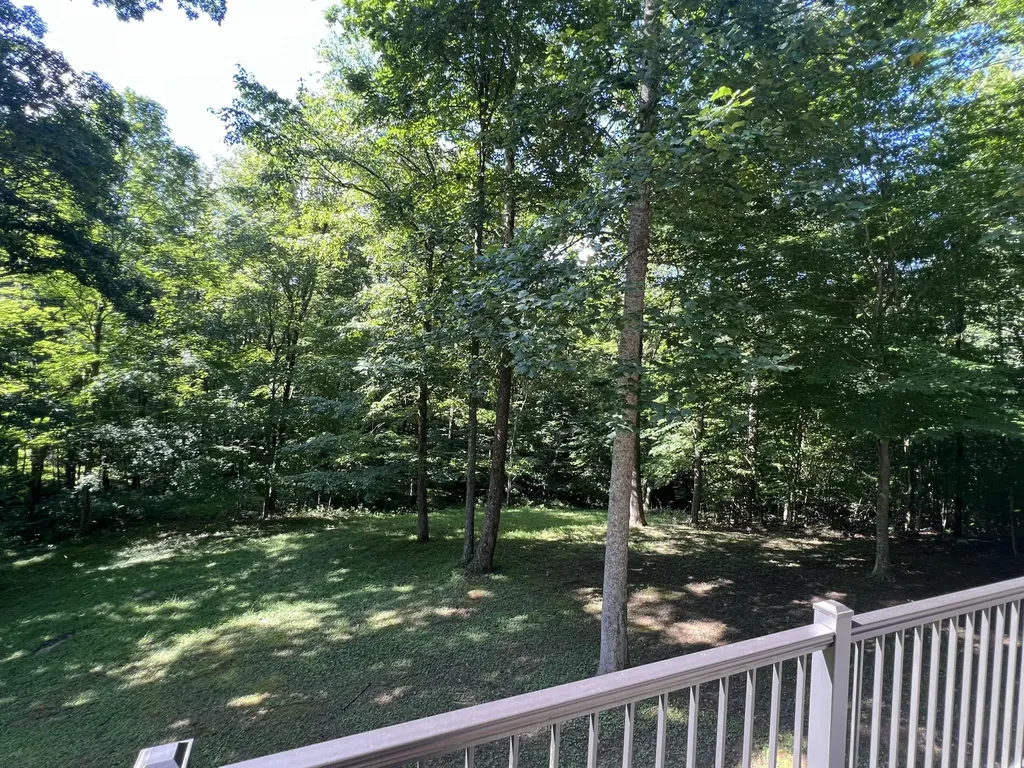 935 Clifty Creek Road Jamestown KY 42629